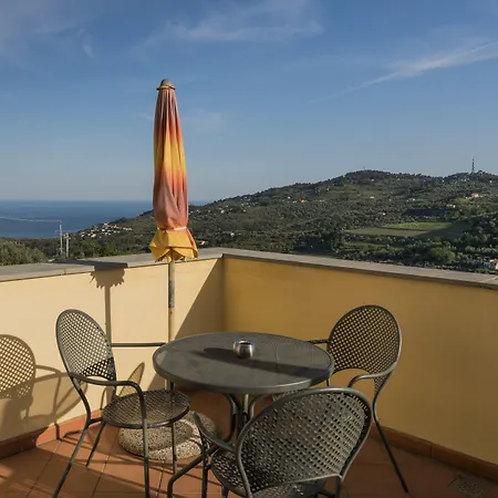 Liliana Diano Marina