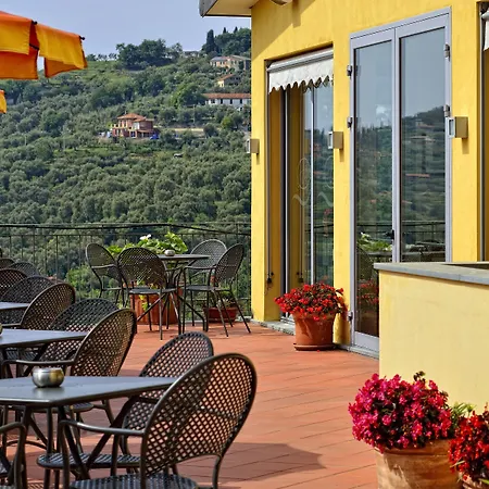 Liliana Diano Marina