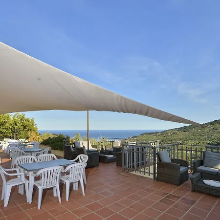 Hotel Liliana 3*